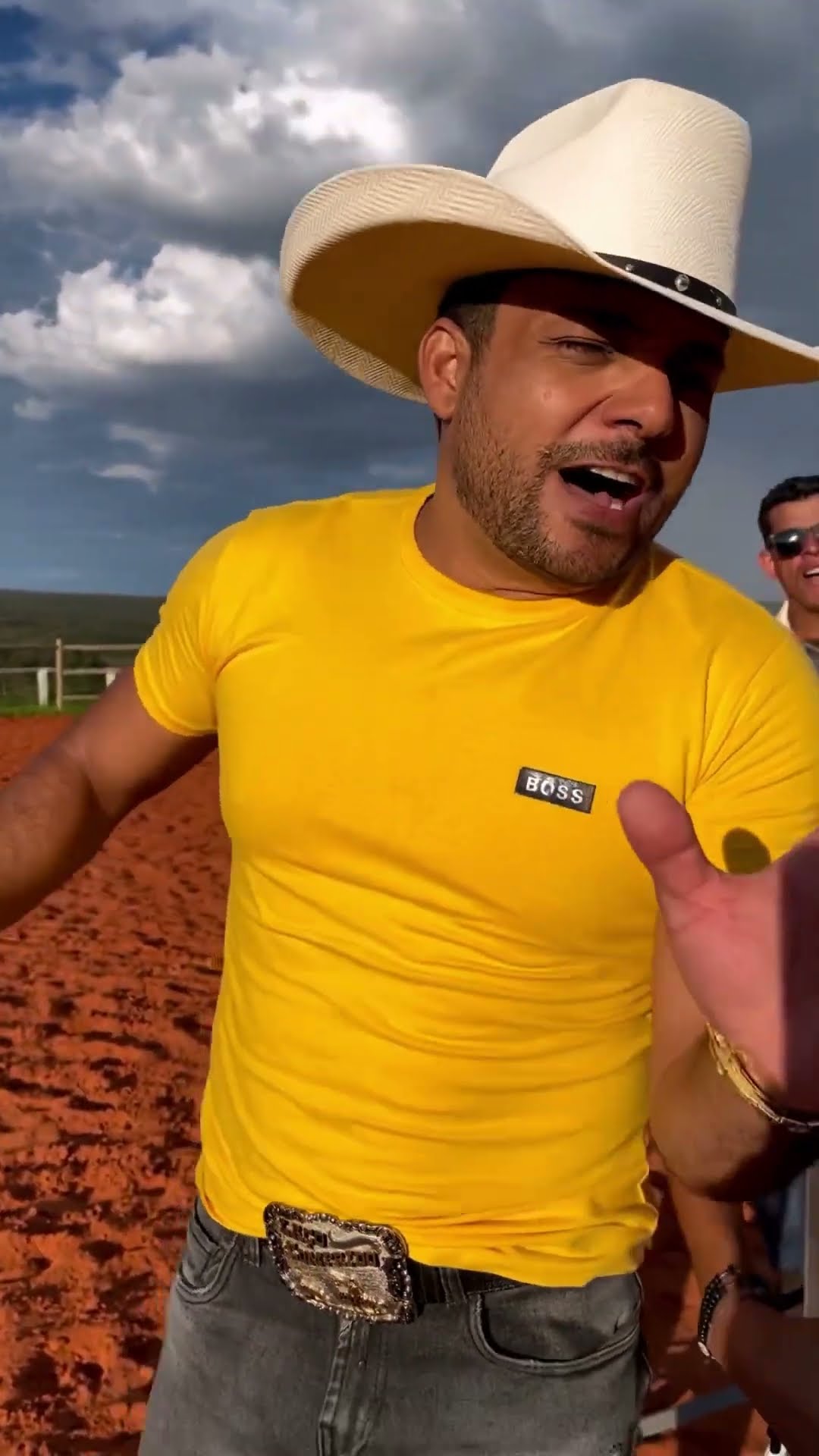 Forró do meu Goiás com o fenômeno é um sucesso Leãozinho Do Forró #boanoiteee #estourado