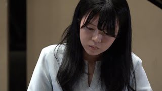 ピアニスト山田磨依　ダマーズの源ドビュッシーを弾く