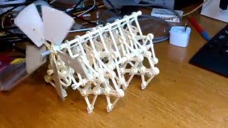 Theo Jansen's mini Strandbeest working model