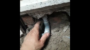 thợ kiểm tra sửa chữa đường ống nước âm tường bị dò rỉ nước tại nhà call: 0348086188