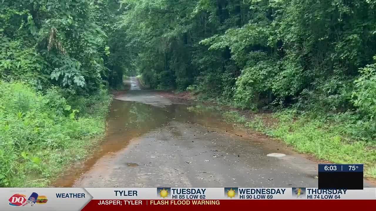 deep-east-texas-counties-report-blocked-roadways-power-outages-youtube