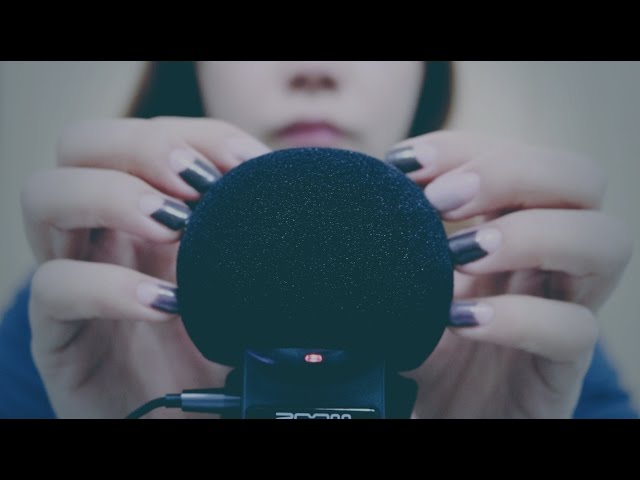 Binaural No Talking ASMR:  Mic Brushing/Scratching/Squishing