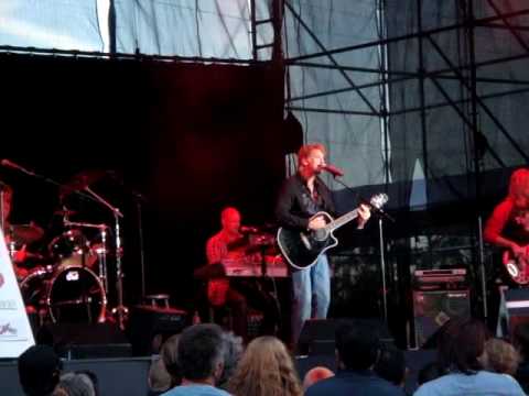 Kenny Loggins—Whenever I Call You Friend—Live @ PNE Vancouver 2007-08-28