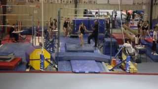 Julia, Bar, Flanders, Apr 2013