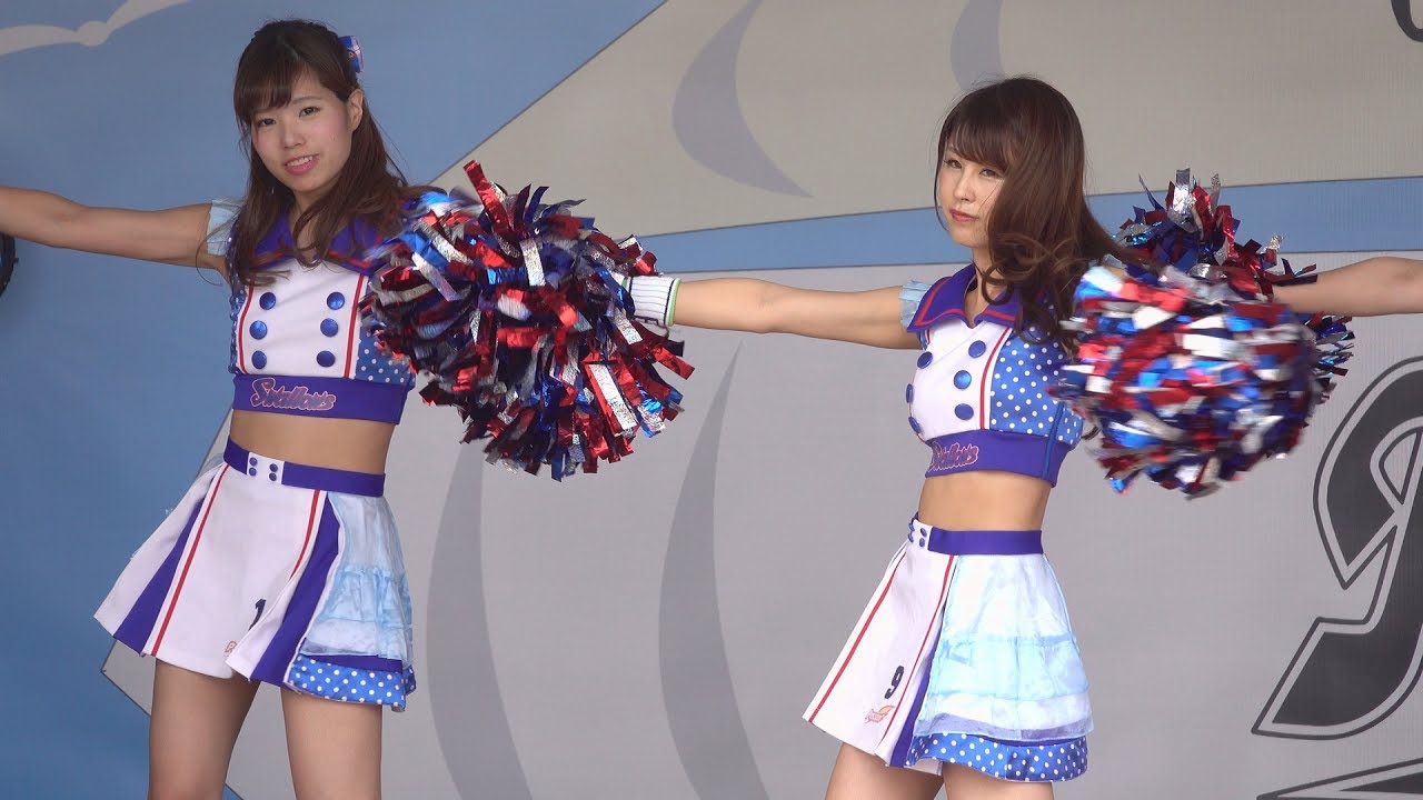 ヤクルトスワローズ　チアリーダー人形 Passion ヤクルトスワローズ ダンスショー 2017.6.10 - YouTube