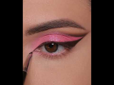 Video: Diwali Blue Black Eye šminka Tutorial