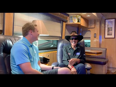 “The King” of NASCAR Richard Petty and his Luxury Coach - YouTube