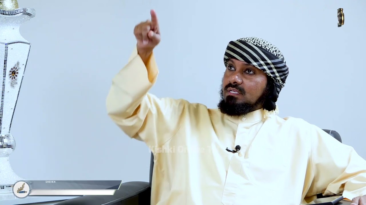 HUKUMU YA KUJENGEA KABURI NA KUWEKA JINA NA TAREHE YA KIFO: SHORT CLIP  WADHAKKIR. SHEIKH KISHKI.