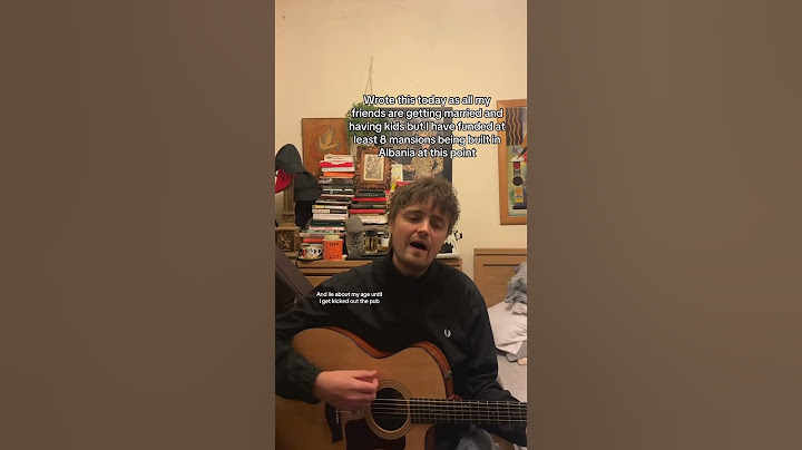 The lads are always on time I’ll give em that #acoustic #originalsong #singing #british