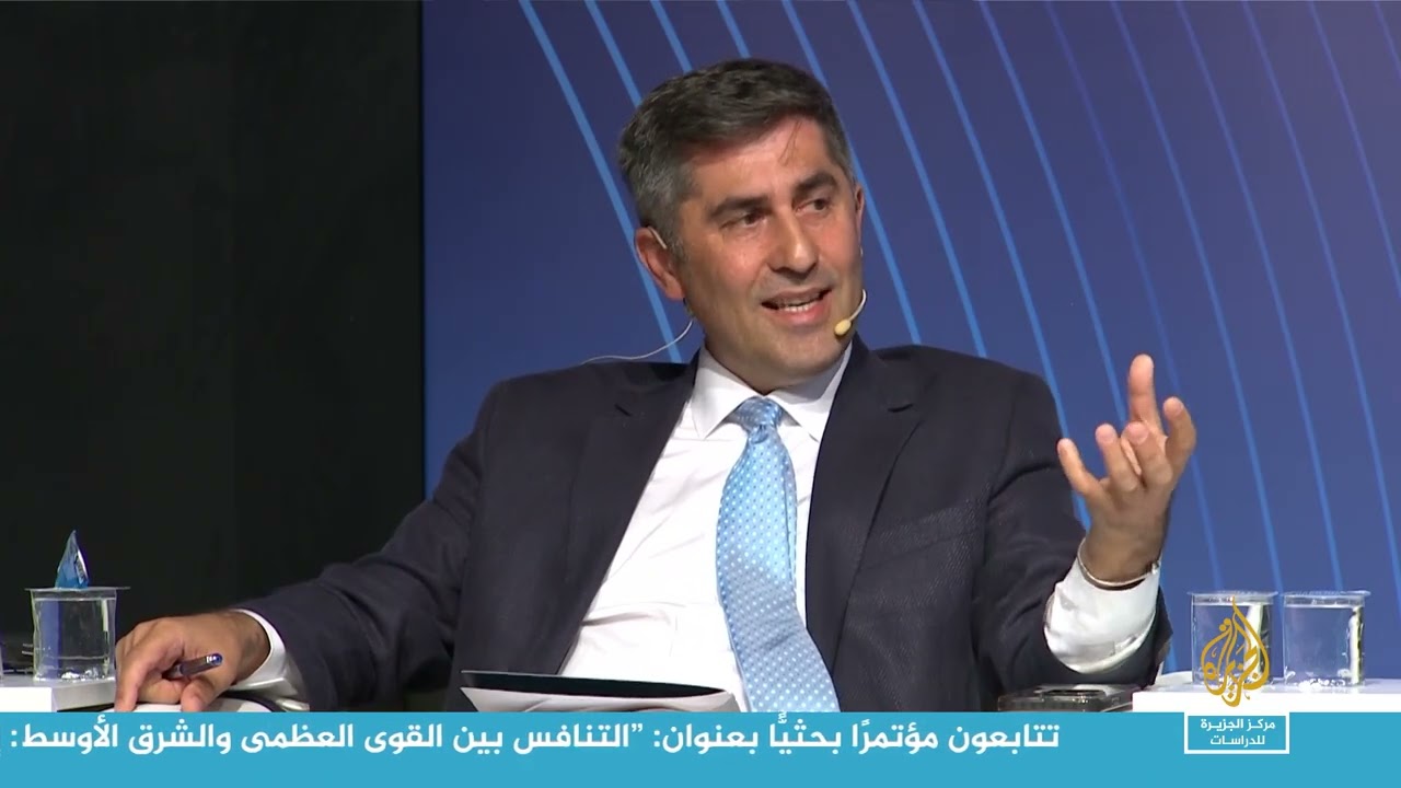 الجلسة الخامسة : من التجزئة إلى التعاون: المبادرات الإقليمية مقابل الإستراتيجيات العالمية