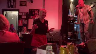 Del Mac Entertainer