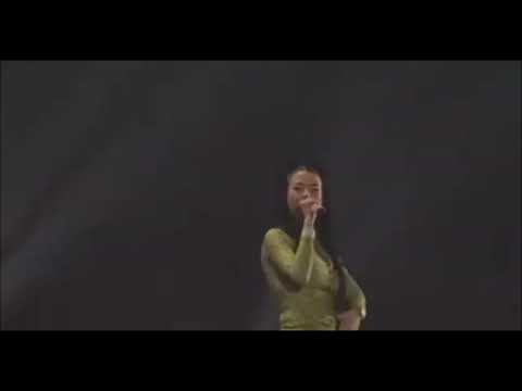 ANNA PEPE ft. KID YUGI  Push it live in concert a Milano