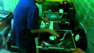 Dj macnificent on trip.3gp