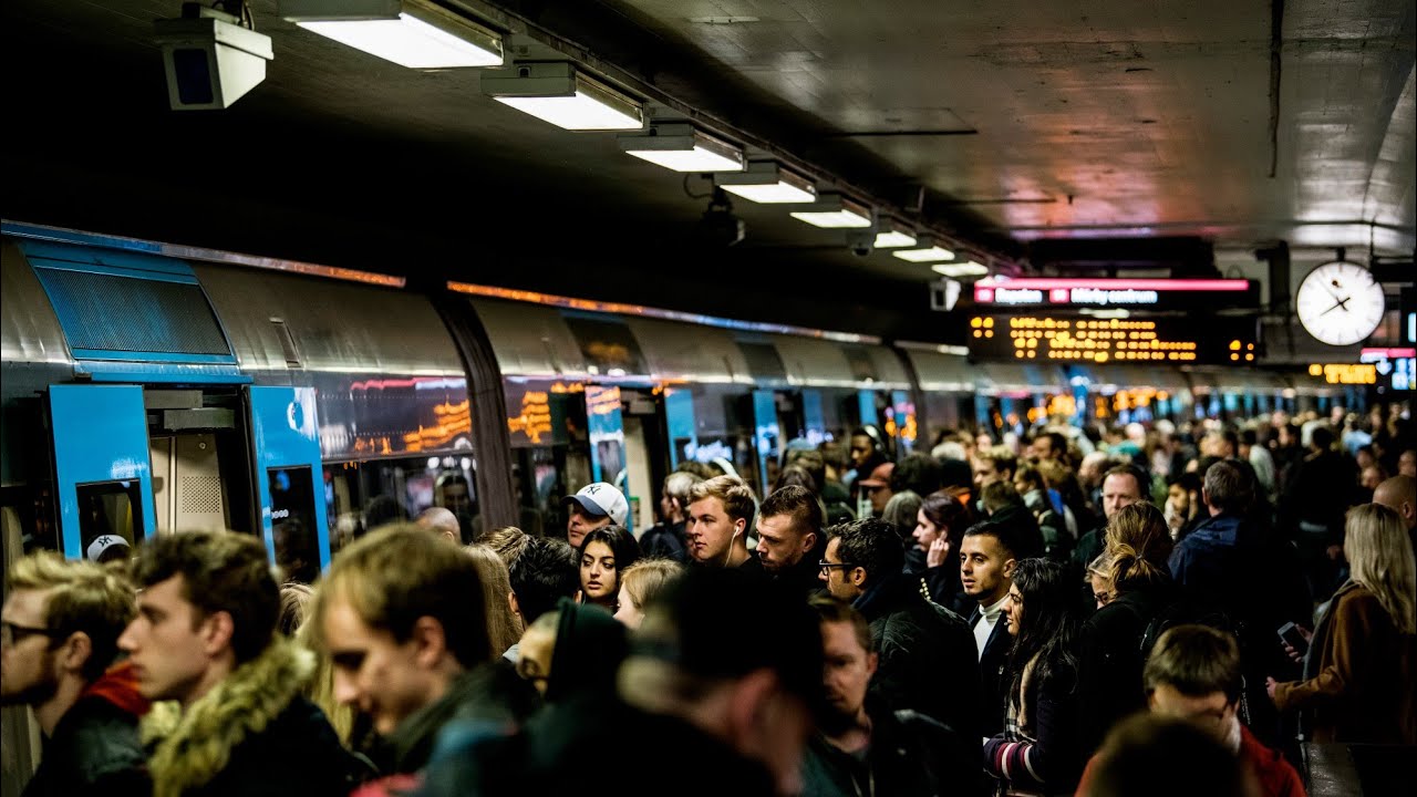 Sweden Stockholm, SL Subway ride from Kista to T-Central, Tunnelbanan, Akalla mot Kungsträdgården