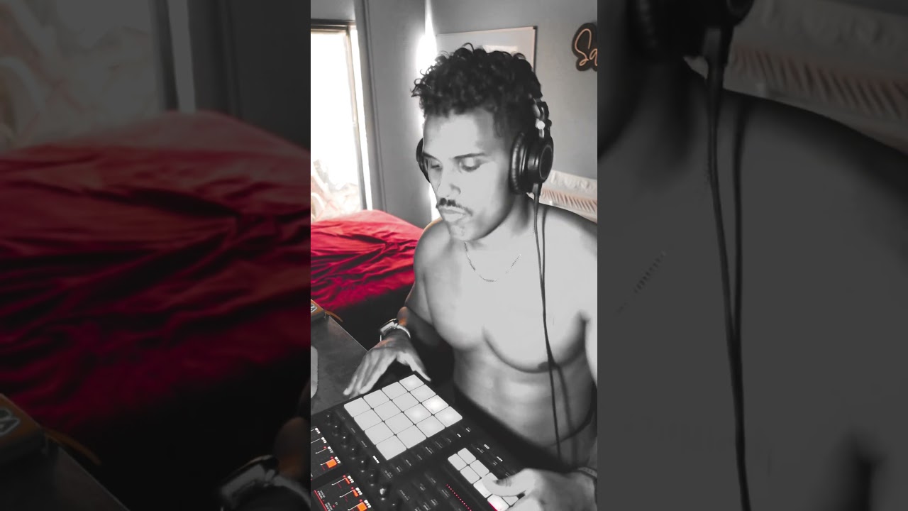 POV: You produce your own gym music 🎹💪 #producer #trapbeat #gymlife