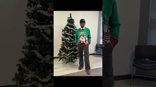 Canadian Wolf Tree 👀🤣 #christmas #holidays #2025 #heatedrivalry