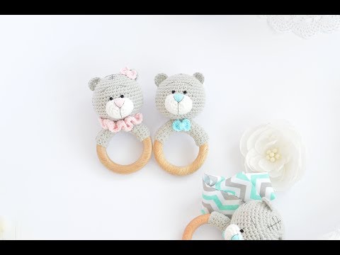 Обзор вязаных погремушек на деревянных кольцах.