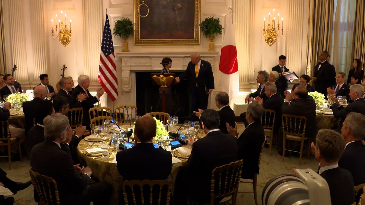 President Trump Participates in a Dinner with the Prime Minister of Japan - YouTube