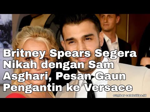 Video: Britney Spears mengenakan gaun pengantin