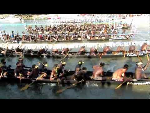 Solomon Island Tomoko War Canoes arriving to greet Pacific Voyager Vakas