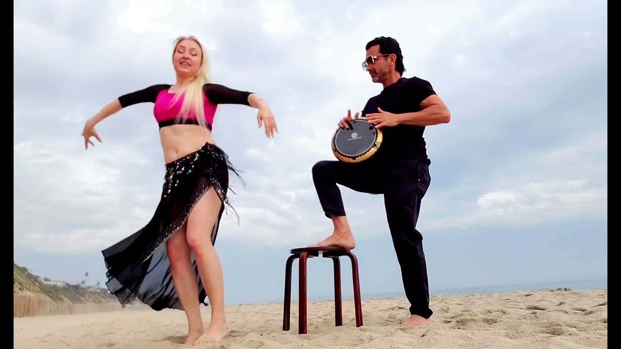 Fun Tabla improvisation on the beach. Nataliya & Rogelio, San Diego. 