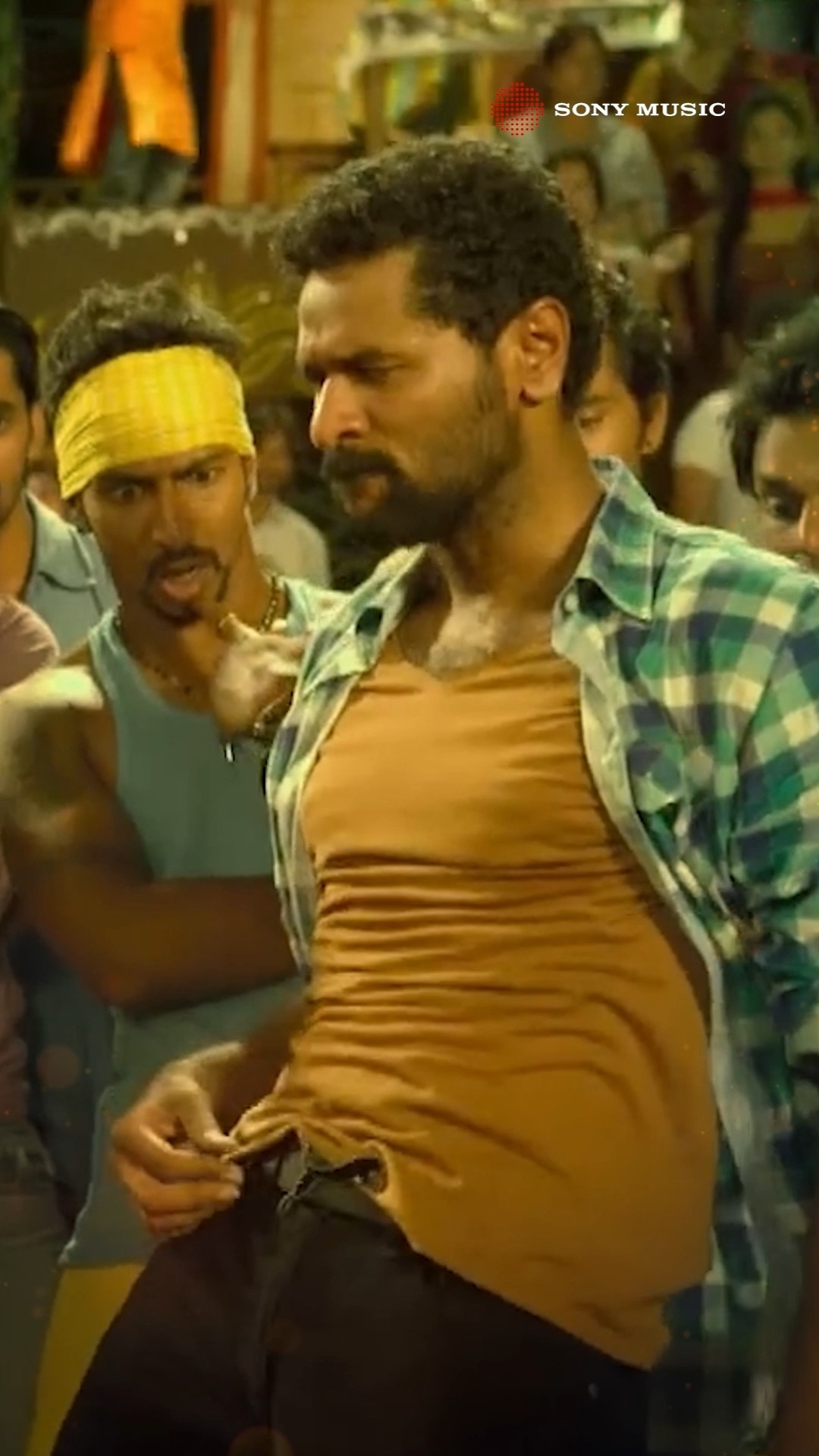 Feel the rhythm, embrace the madness?#prabhudeva #remodsouza #ganeshacharya #psychore #abcd