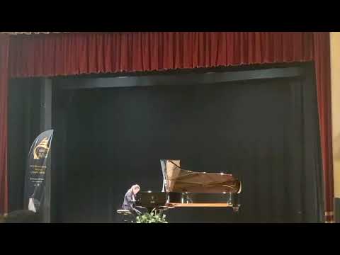 F.Chopin etude op.10-4.