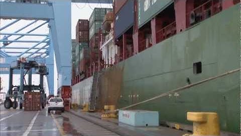 NMSA - Longshore Safety Video #8 - Fall from Containers