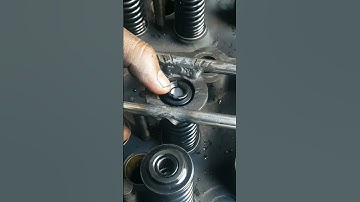Valve Spring lock#cylinderhead #perfection #satisfaction #lockdown