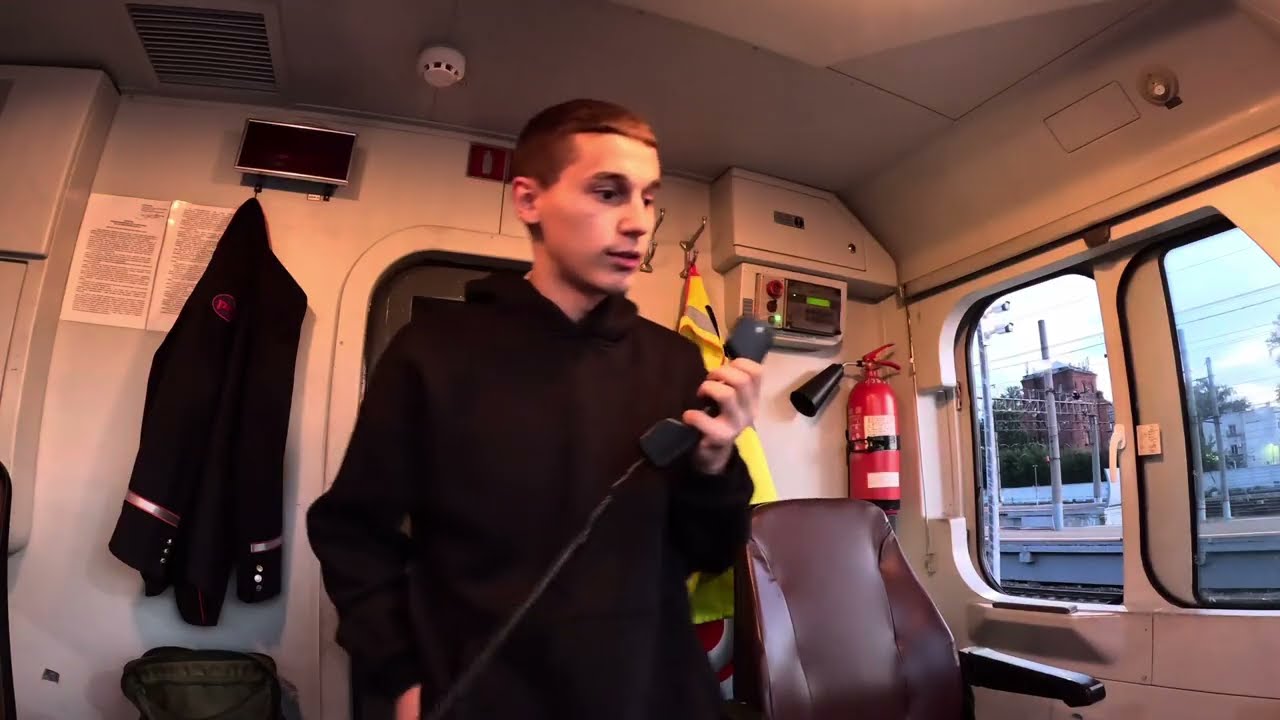 ОДИН ДЕНЬ ИЗ ЖИЗНИ ПОМОЩНИКА МАШИНИСТА ЭЛЕКТРОВОЗА | ЕДЕМ С КИРЖАЧА В ДЕПО | ЕДЕМ В ДАНИЛОВ