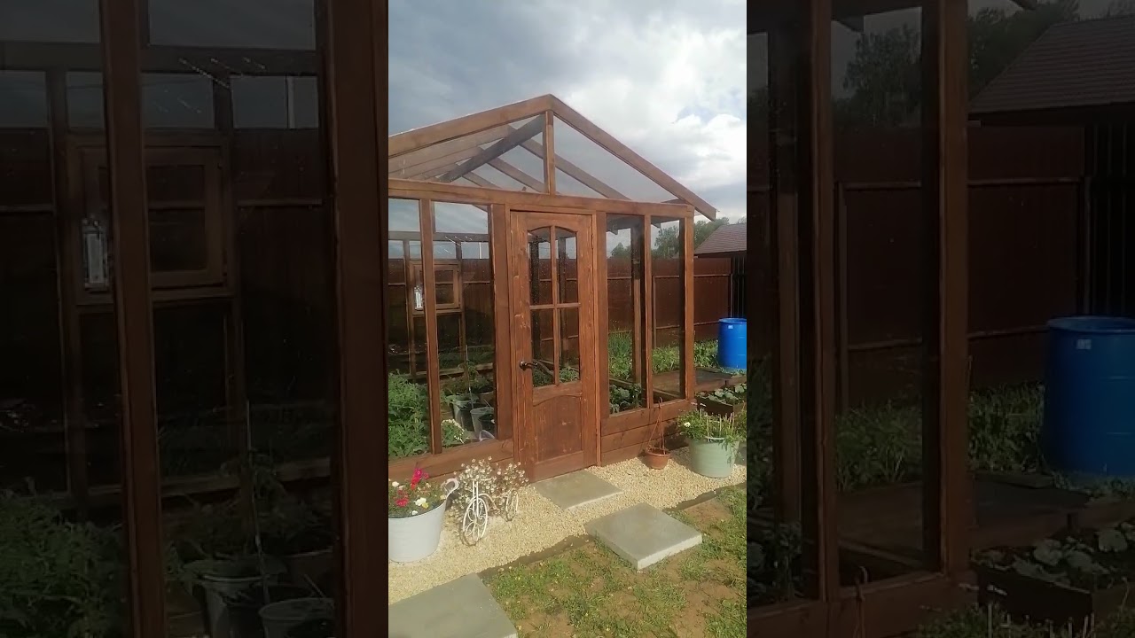 Деревянная теплица 