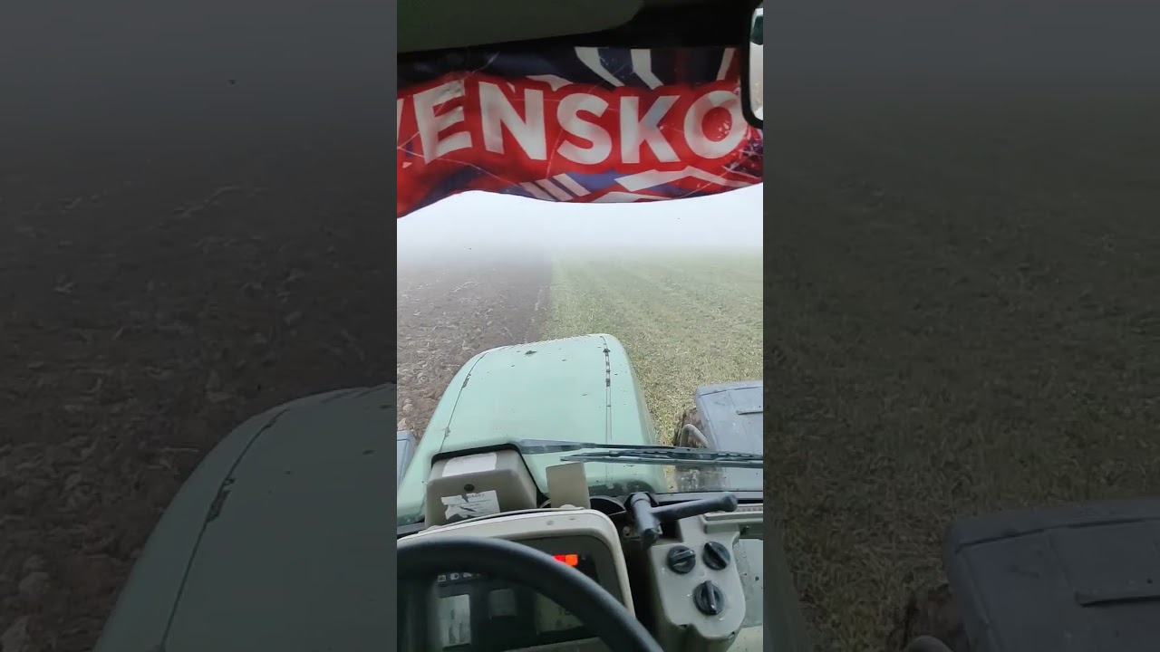 Fendt 920 TMS plouging in hard conditions