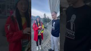 Даниил Нетусов посетил Международный Фестиваль Молодёжи и побеседовал с китайской студенткой....