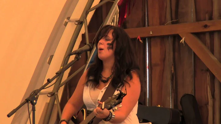 Carolyn Hock - LIVE - Covering "Wild Child" by Jul...
