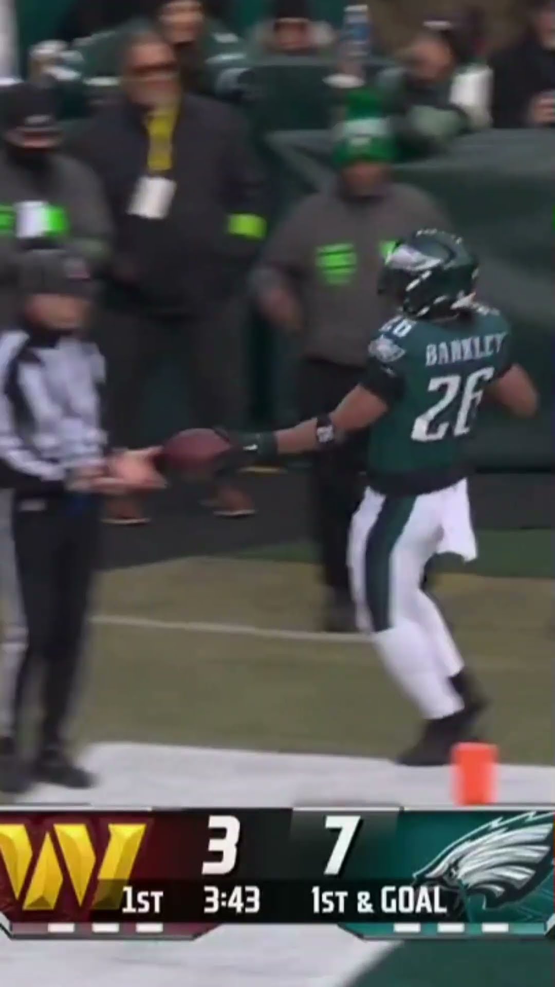 Saquon Barkley notches his SECOND TOUCHDOWN of the day!!! ?? Eagles vs Commanders Highlights