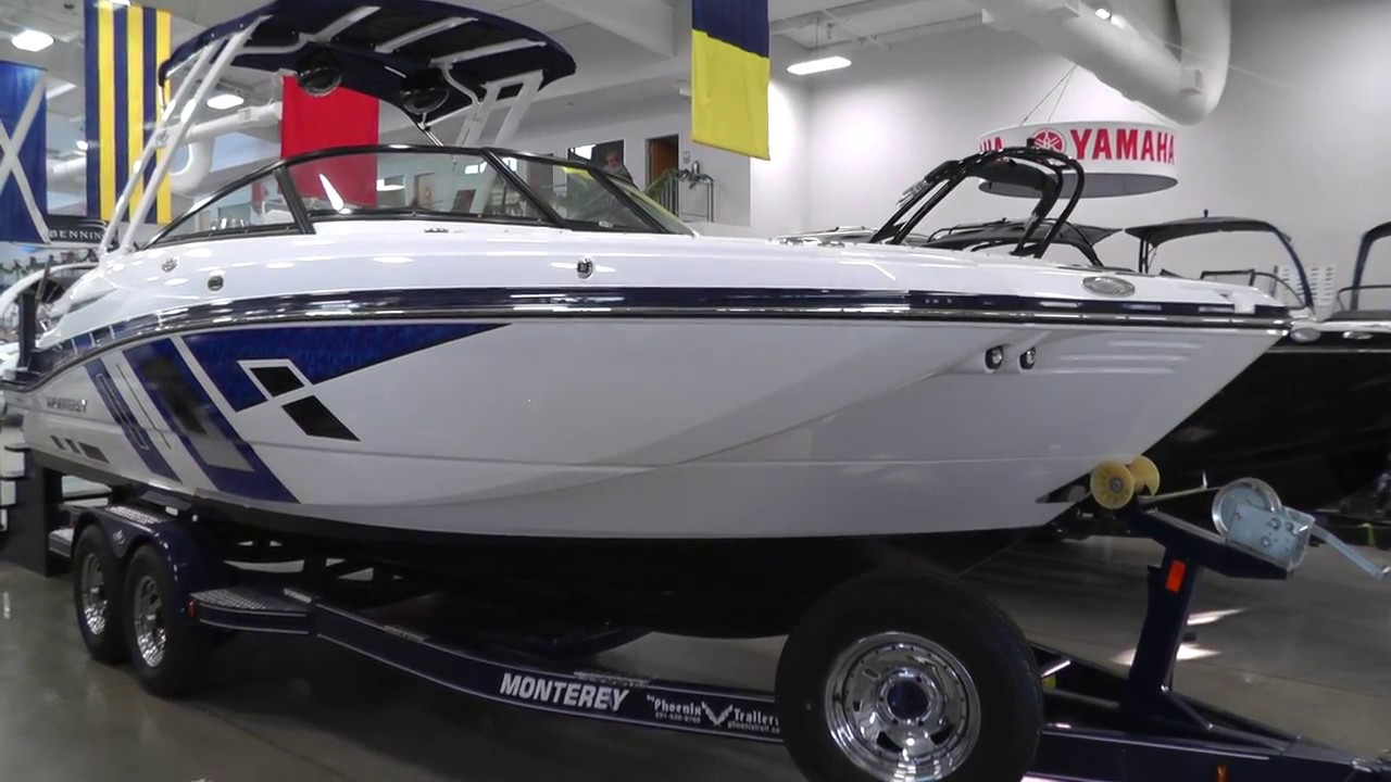 2017 Monterey M6 For Sale at Lodder's Marine