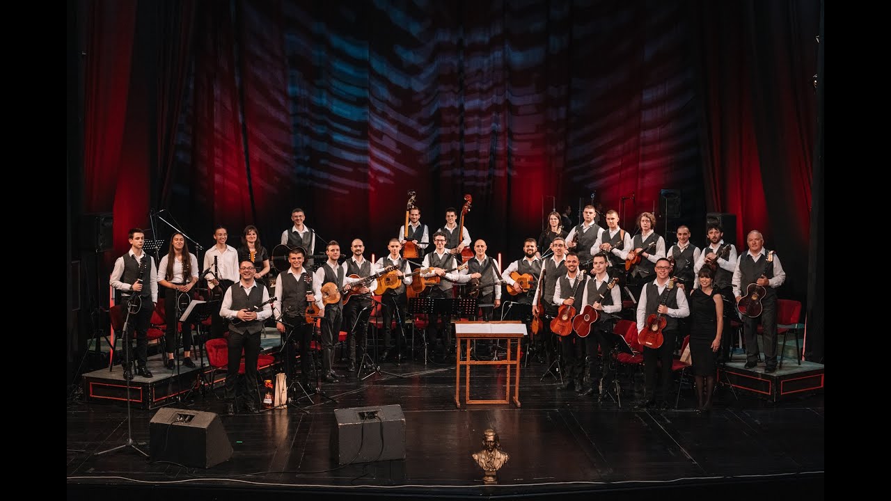 Kompletan godišnji koncert Gradskog tamburaškog orkestra 