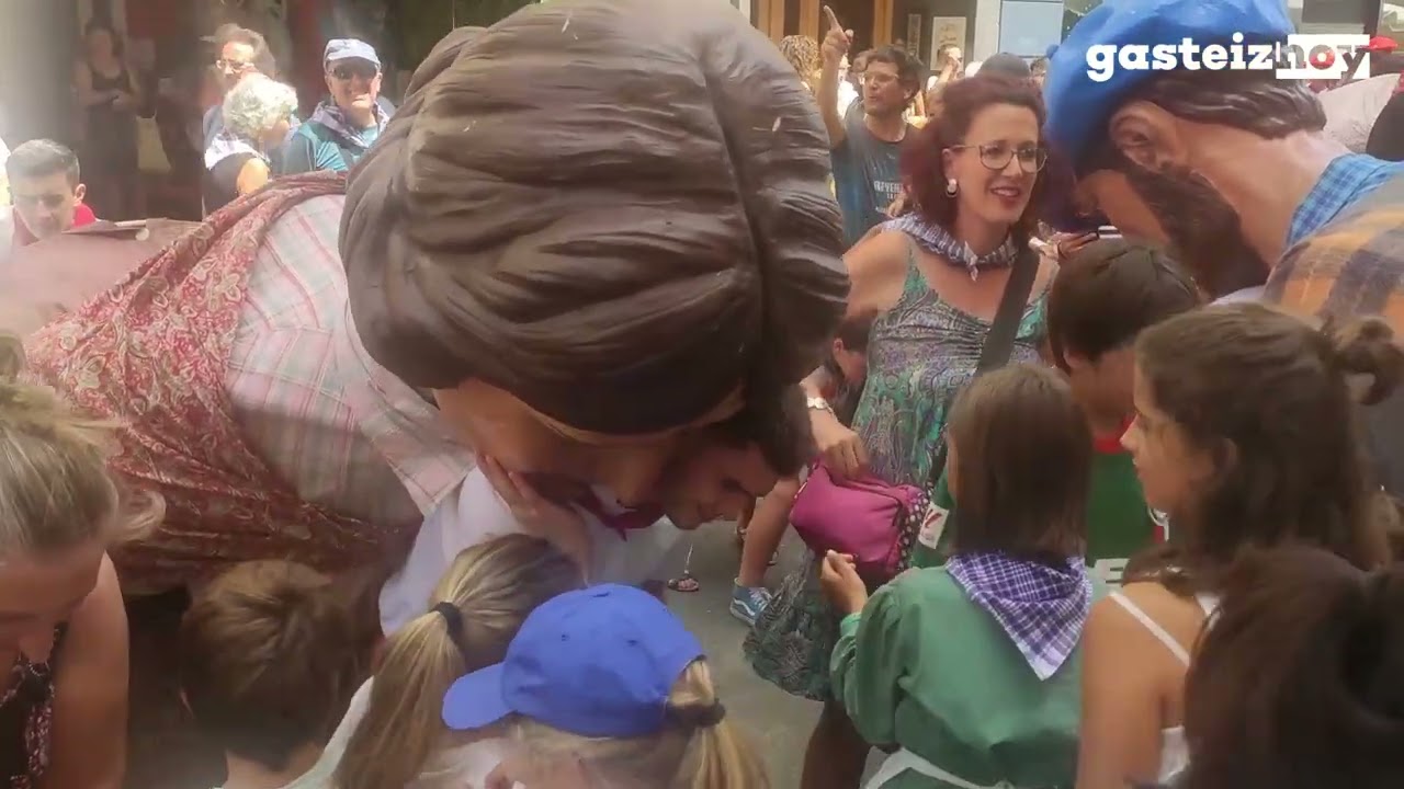 Despedida de los gigantes y cabezudos   La Blanca 2023