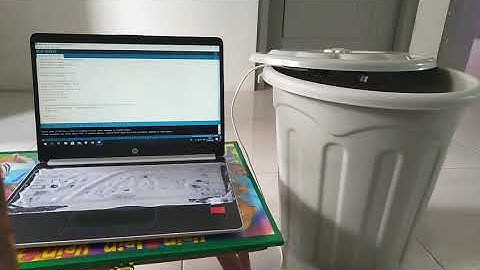 Monitoring ketinggian, suhu, dan kelembaban pada tempat sampah menggunakan aplikasi blynk (NodeMcu)