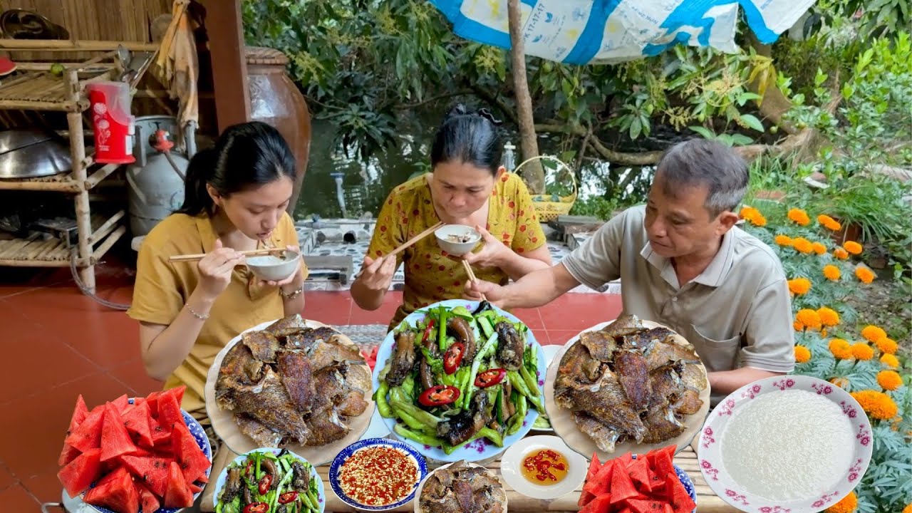 Bữa Cơm 0 Đồng Miền Tây - Lươn Đồng Xào Lục Bình, Cá Rô Chiên Giòn |MLQ#212