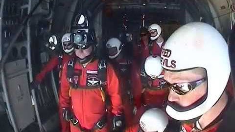 The Red Devils - Team Film 2001 - Army CRW Viral Skydiving Freefall
