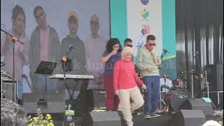 Aksi Panggung BaseJam   Takkan Berpaling Cinta