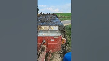 How I get 500 bushel corn! #agriculture #manure #farm farmer #farming #farmlife