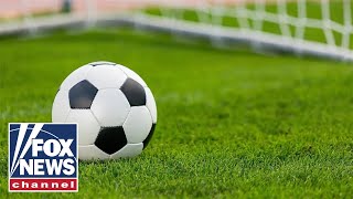Jenny Taft Gets You Excited About Soccer | Kennedy Saves The World podcast
