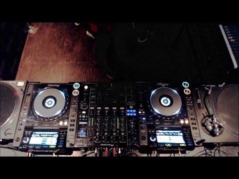 4 4 w/ Daisybelle + Taylor  8-10PM / UK Time.