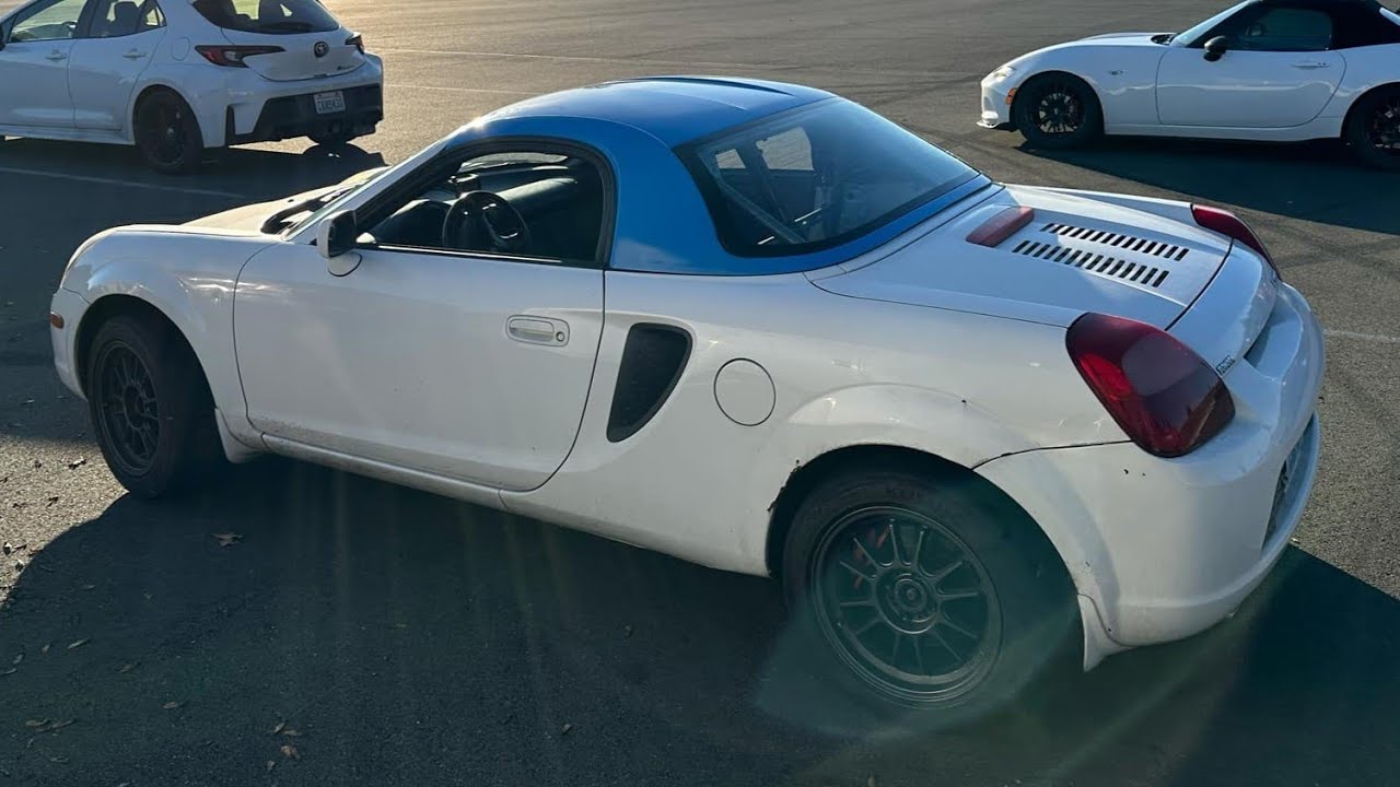 MR2 Spyder @ The Ridge: 2:01.89