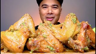 GARLIC AND PARSLEY BUTTER CHICKEN WINGS | MUKBANG ASMR | ENGLISH SUBTITLE | ALFIE EATS