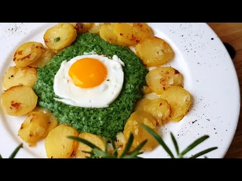 Eier Mit Kartoffeln Und Spinat