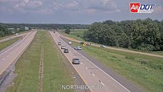 Arkansas: Box Trailer Being Towed By Pickup Truck Flips Over
Arkansas: Box Trailer Being Towed By Pickup Truck Flips Over Arkansas: Box Trailer Being Towed By Pickup Truck Flips Over