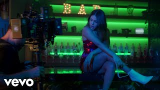 Danna Paola - Oye Pablo (Behind The Scenes) Resimi